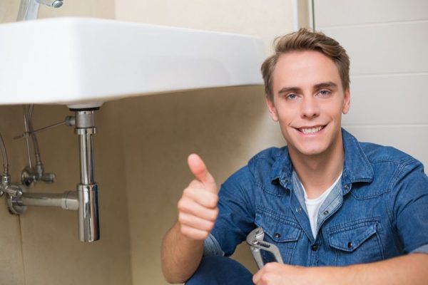 Complete Guide to Bathroom Sink and Faucet Services | Modern Plumbing